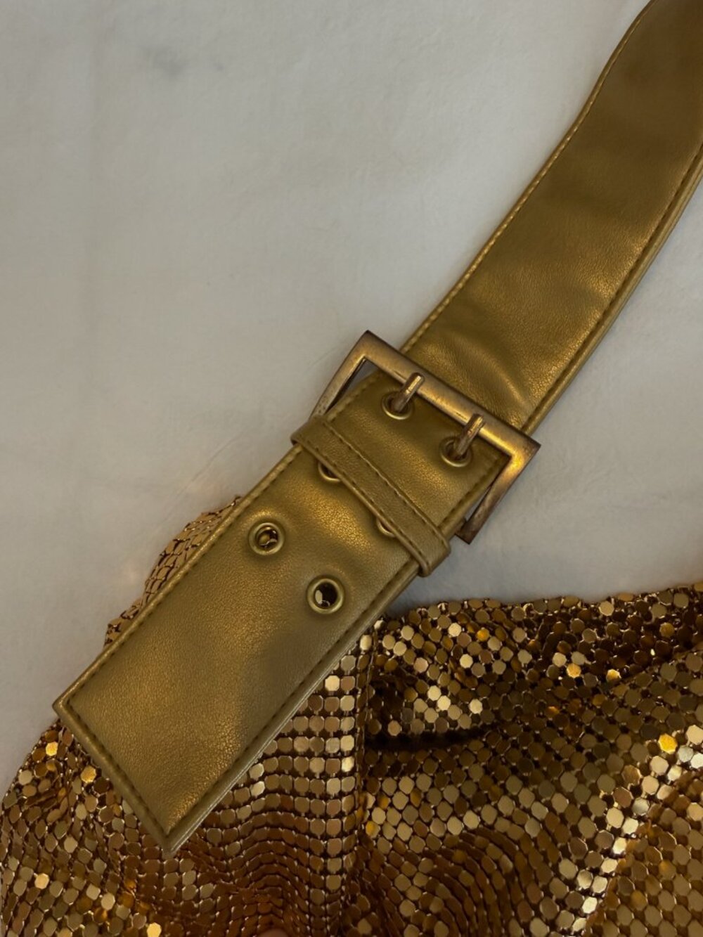 Vintage Gold Purse - Picture 2 of 3